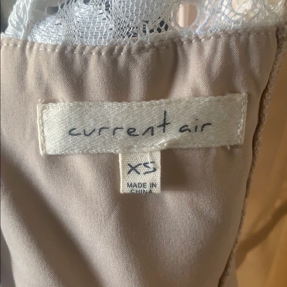 Cream Lace Dress - Picture 5 of 5